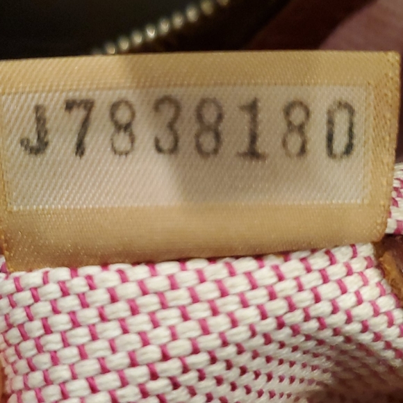 Dooney & Bourke hobo bah - Picture 9 of 11